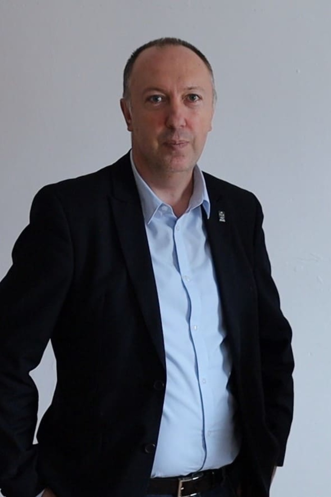 Alin Dumbrăvescu